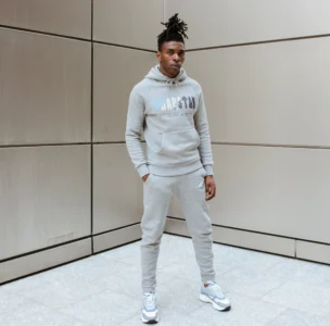 trapstar tracksuit with nike sneaker outfit